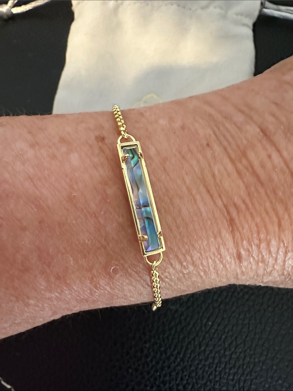 Kendra Scott Gold Bar bracelet with Iridescent Abalone - Picture 3 of 4